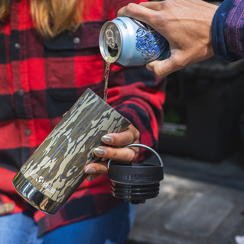 12oz-tkwide-with-cafe-cap-mossy-oak-y7 12oz_tumbler_mossyoak_bottomlands_beer_pour_square.jpg