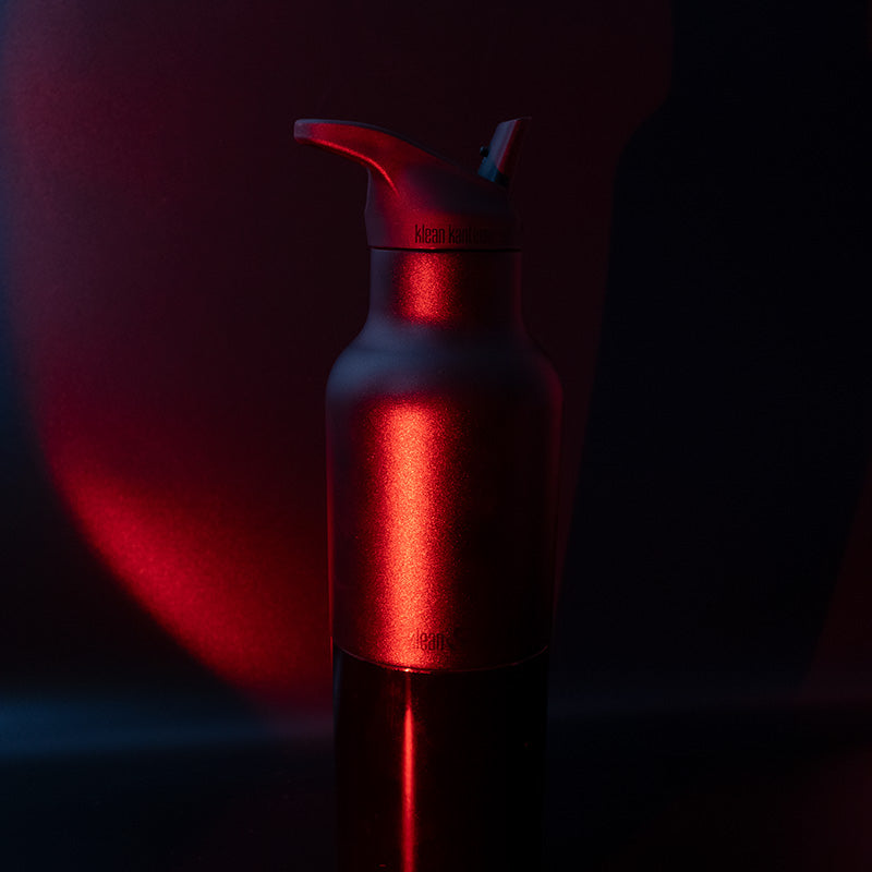 20oz-rise-classic-may-the-4th-z8 20oz_rise_classic_may_the_fourth_starwars_black_bottle_redglow_square.jpg