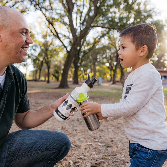 classic-kid-sippy-cap-z1 K12CNSIPPY-BS-sippy_cap_dad_lifestyle.jpg