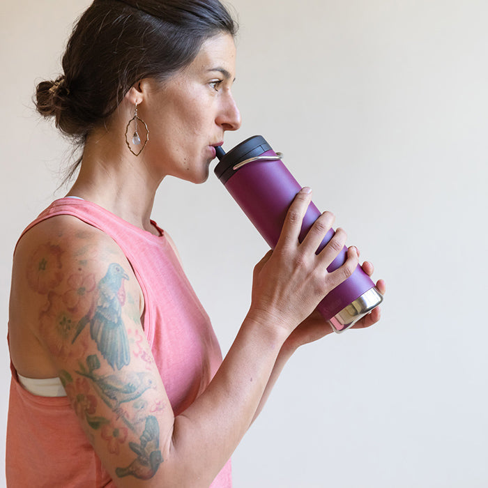 tkwide-twist-cap-with-straw-kit-z3 K20TKWPT-PP-T-TWIST-straw_cap_drinking_yoga_lifestyle_64bb08ca-98d0-4e89-83fd-b166cda65ccd.jpg