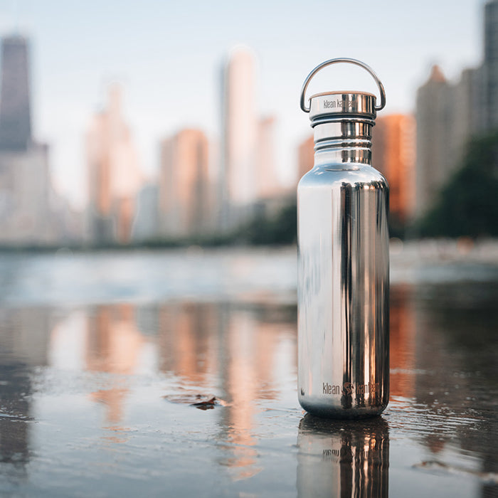 27oz-reflect-with-bamboo-cap-d5 K27SSLRF-MS-BAMBOO_reflecttion_bottle_lifestyle.jpg