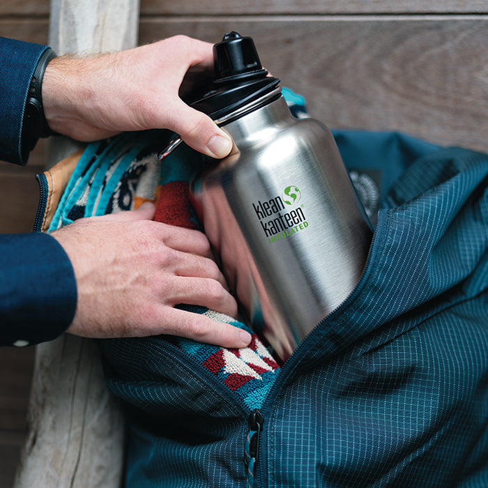 tkwide-chug-cap-y6 K64TKWSSL-BS-Chug-Cap-Out-of-Duffle_lifestyle.jpg