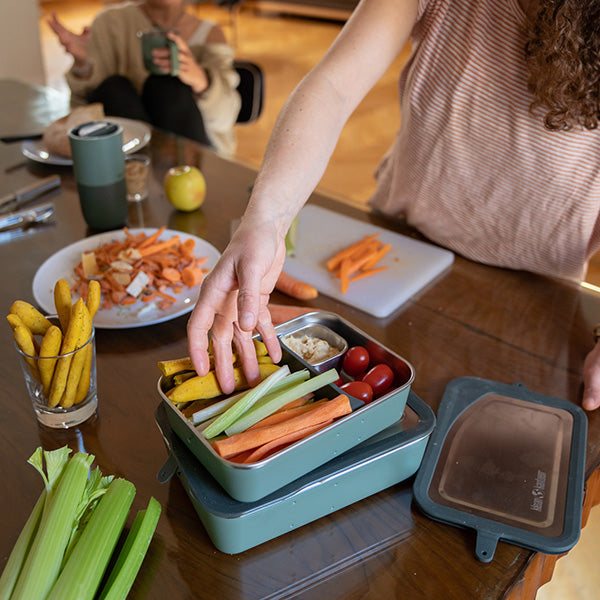 55oz-rise-food-box-big-meal-e2 rise_food_lunch_box_big_meal_veggie_dividers_square.jpg